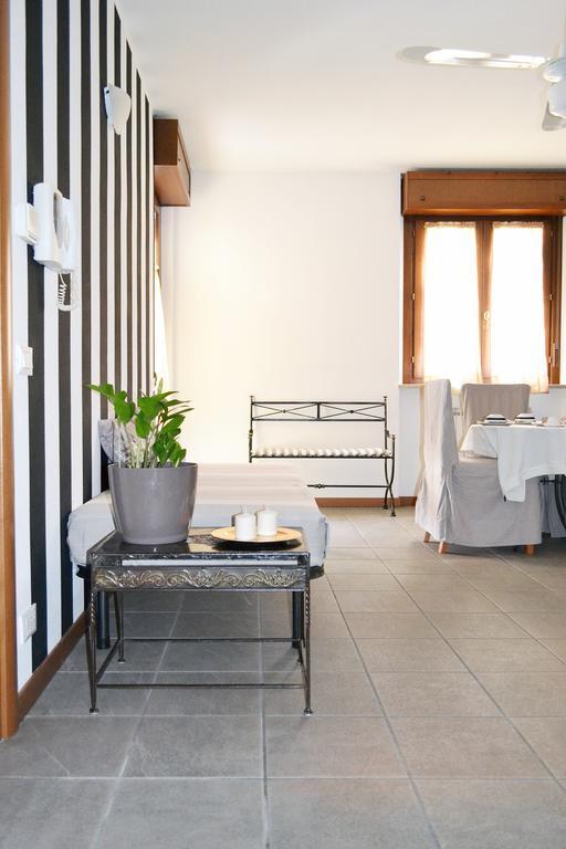 Apartment Il Fiore Bergamo Szoba fotó